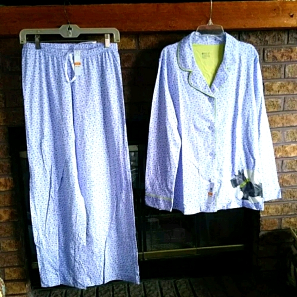 NWT Hue purple floral w/ cute dog print pj set